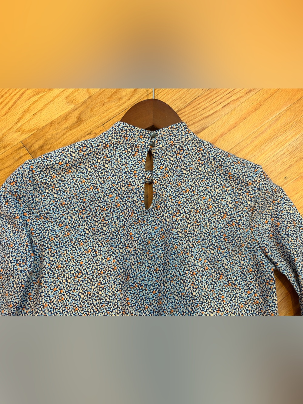 J. McLaughlin Blue Navy Orange Printed Top with 3/4 Length Sleeves - Picture 7 of 11